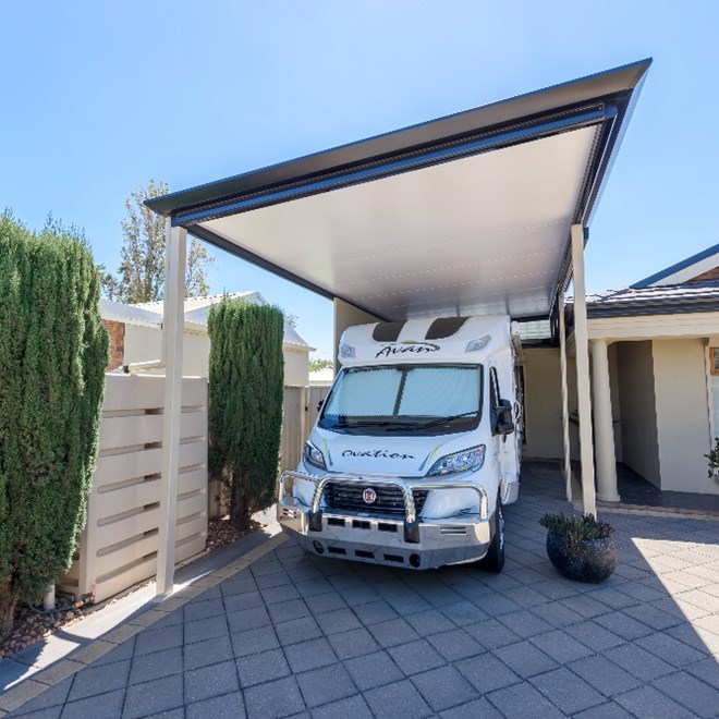 Patio Outback CooldekRoof Motorhome 1